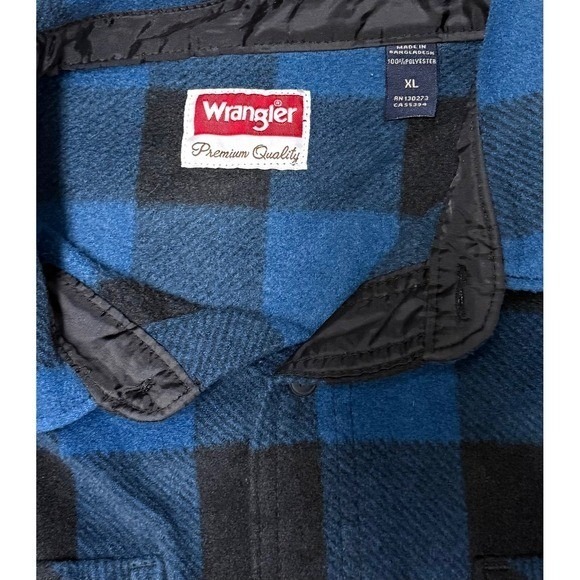 Wrangler Men's Flannel Lined Shirt Jacket Blue Black Plaid Size XL - Picture 2 of 3